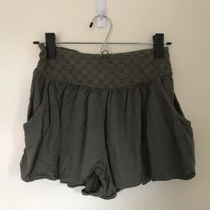 AE Flowy Shorts